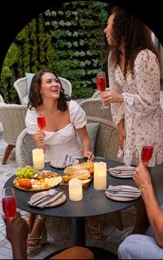 Leisure & Hospitality
